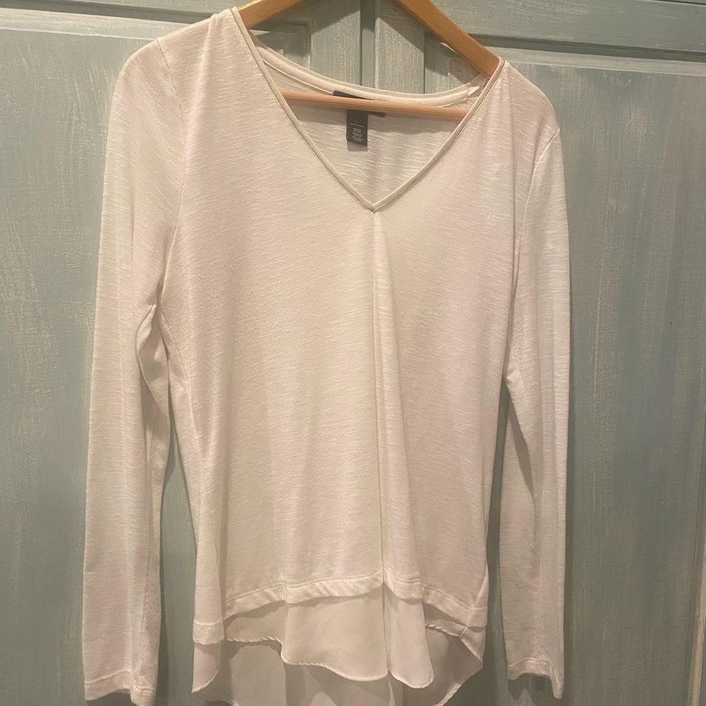 White House Black Market White V-Neck Long Sleeve Layered-Hem Top
